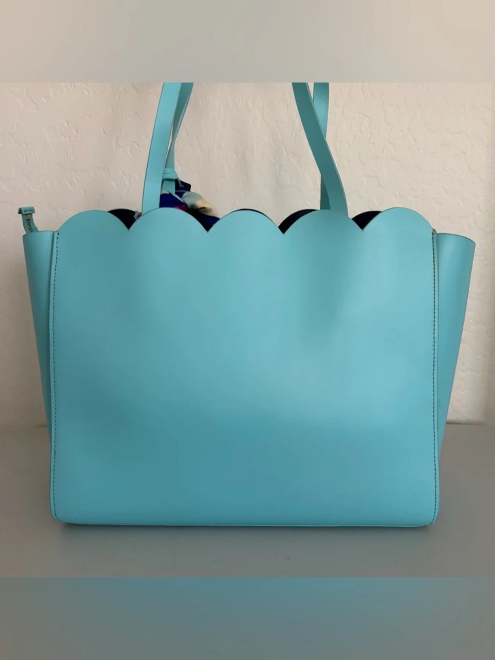 Kate Spade Magnolia Street Mina Large Scalloped Edge Tote Handbag - Picture 3 of 11